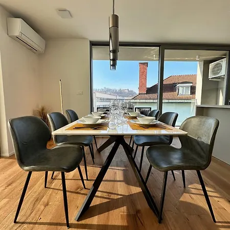 Apartman Penthouse - Garden