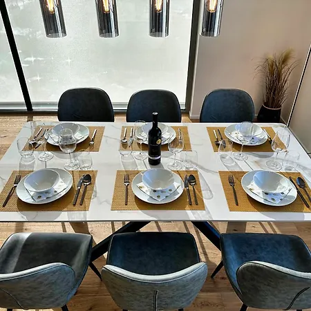 Penthouse - Garden *