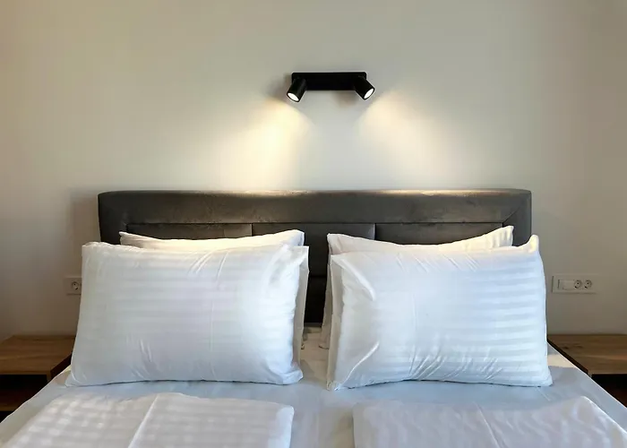 Penthouse - Garden Apartamento Liubliana