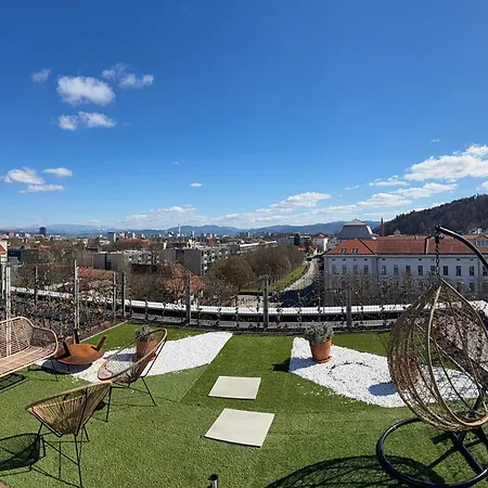 Penthouse - Garden